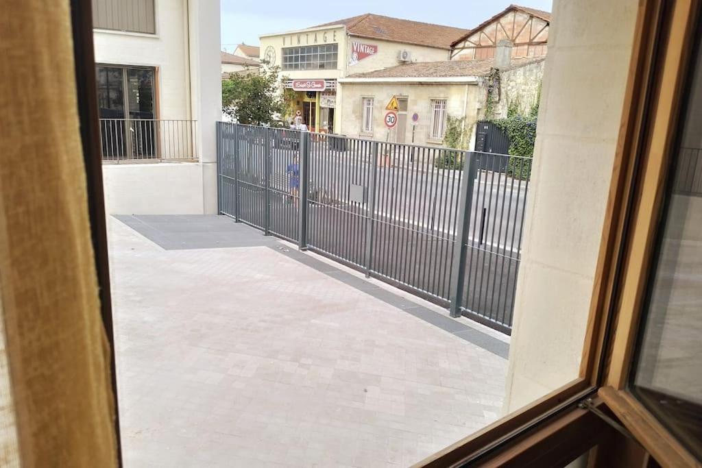 Harmonia, Studio Bordeaux Luaran gambar