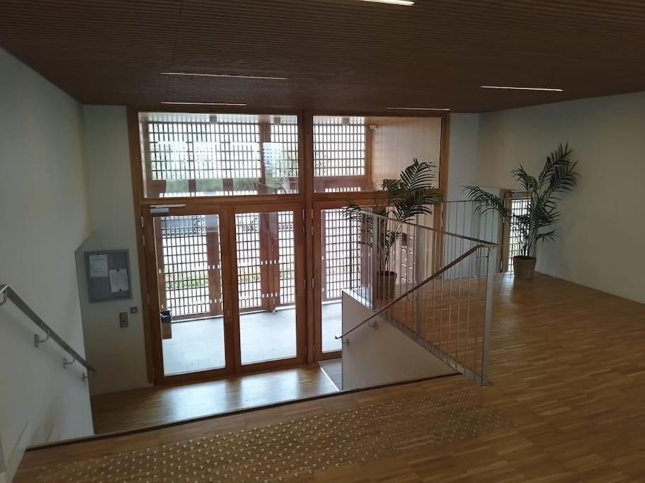 Harmonia, Studio Bordeaux Luaran gambar